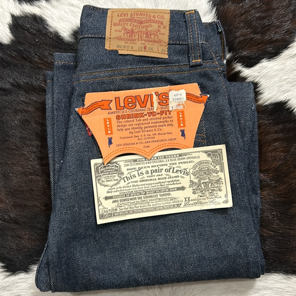 Vintage Levi’s Denim - Picture 9 of 9